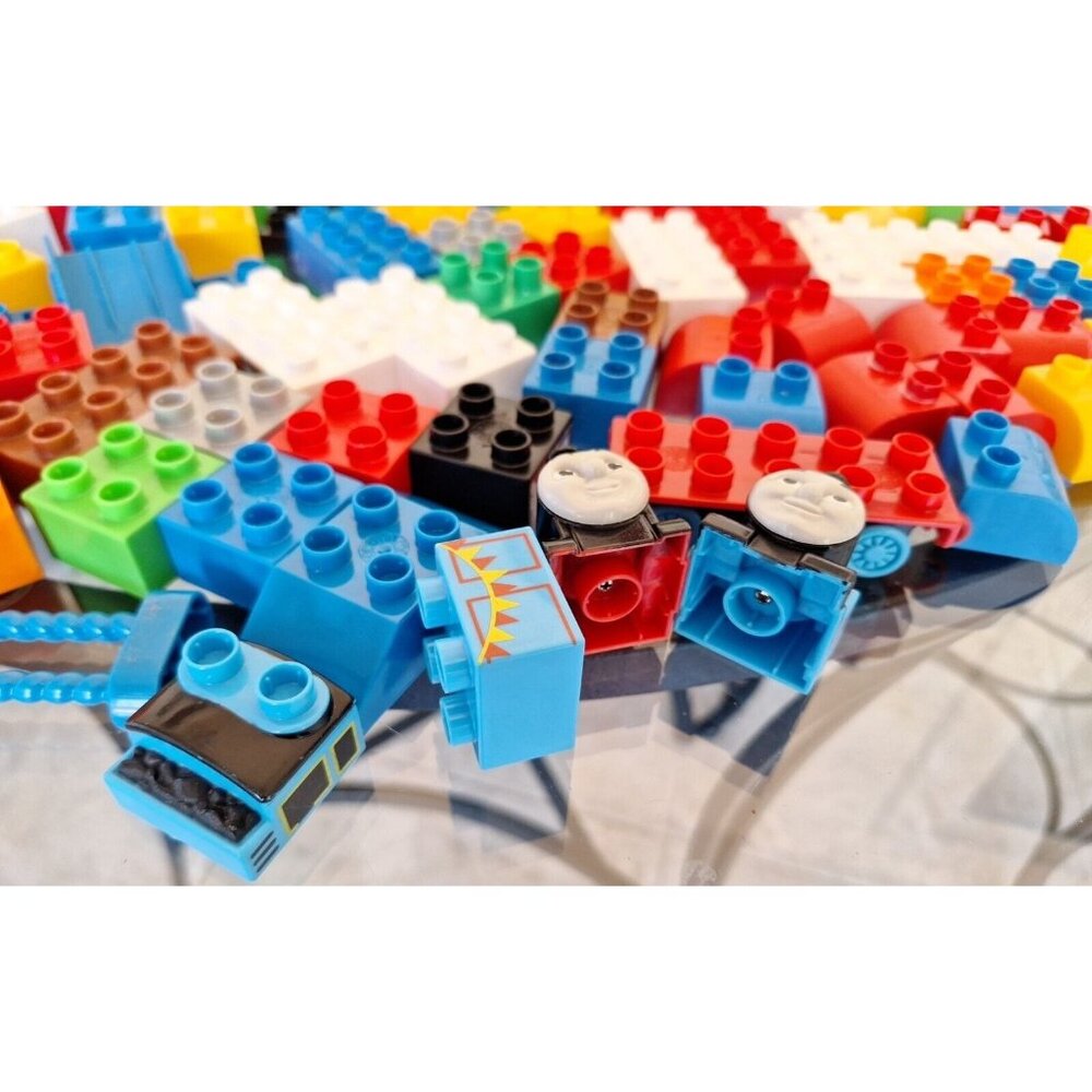Mega Bloks Knapford Station Case Thomas & Friends 140 Pc Incomplete Lot - Picture 9 of 10